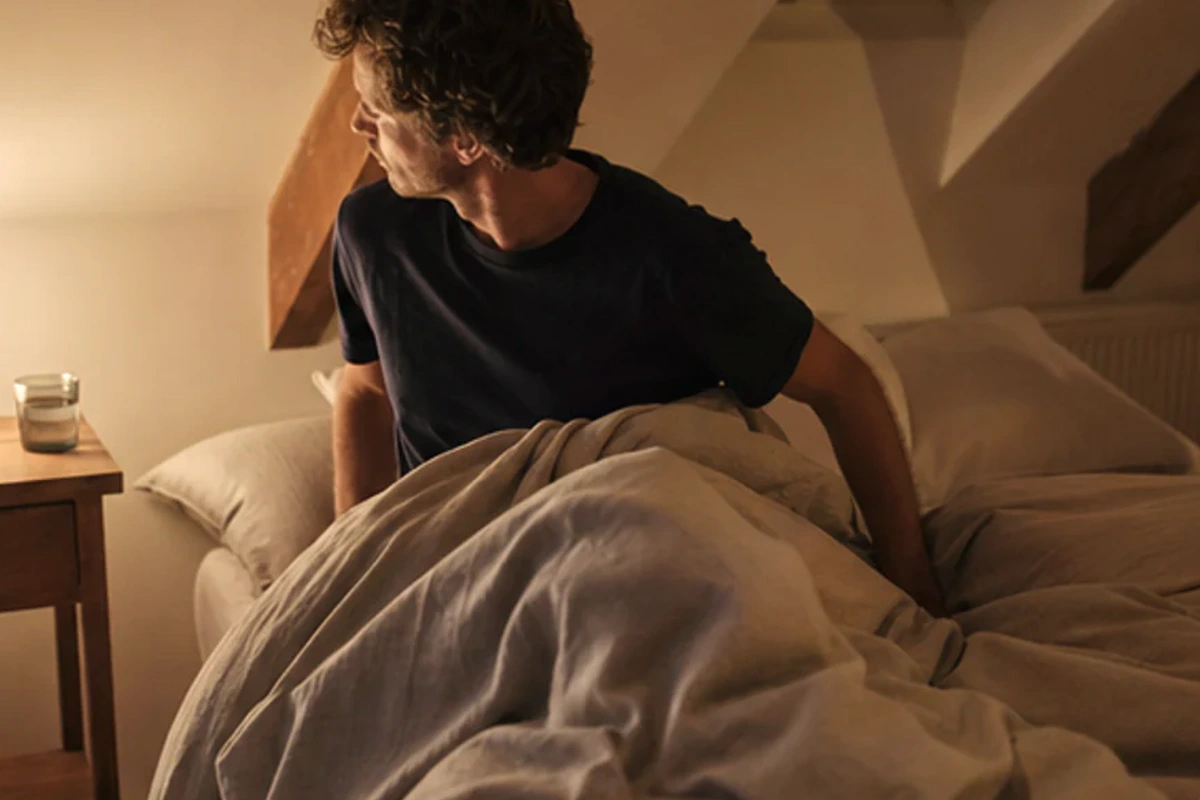 Bewohnte Schlafatmosphäre zum Ratgeber Reisebett häufige Fehler für unsichere Abkürzungen vermeiden