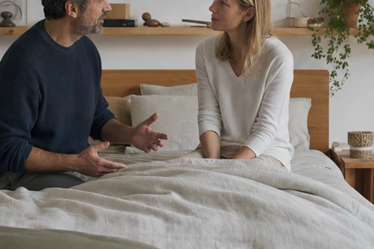 Authentischer Handgriff im Schlafalltag zu erholsamer Schlaf bei Stress mit Blick auf Rhythmus