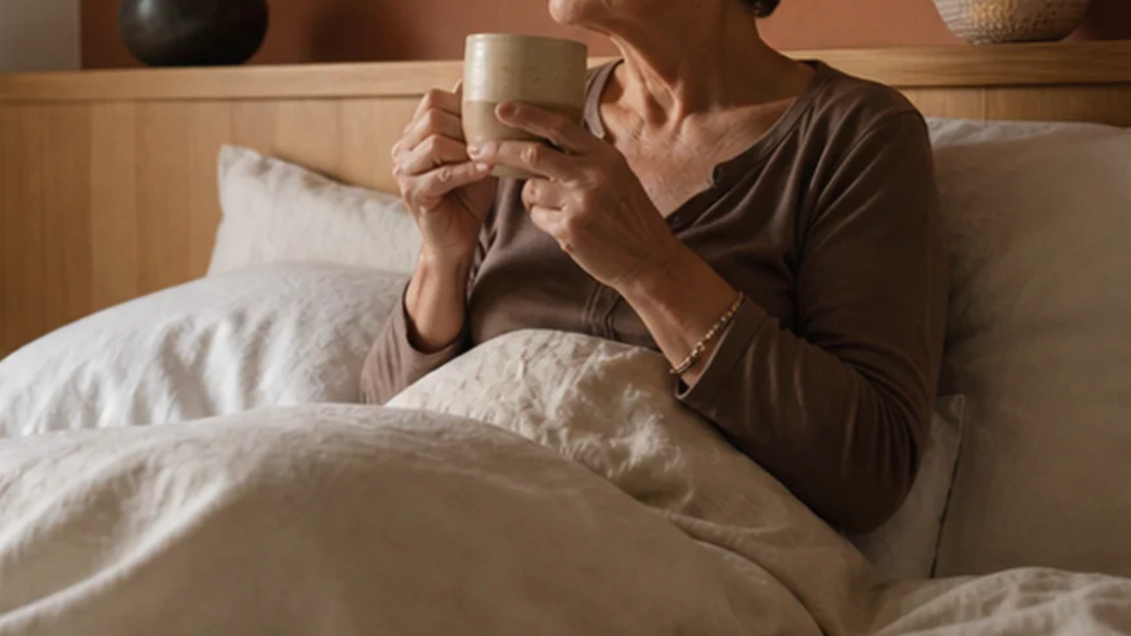 Ruhige Schlafszene zum Ratgeber Morgenroutine wann ärztlich abklären