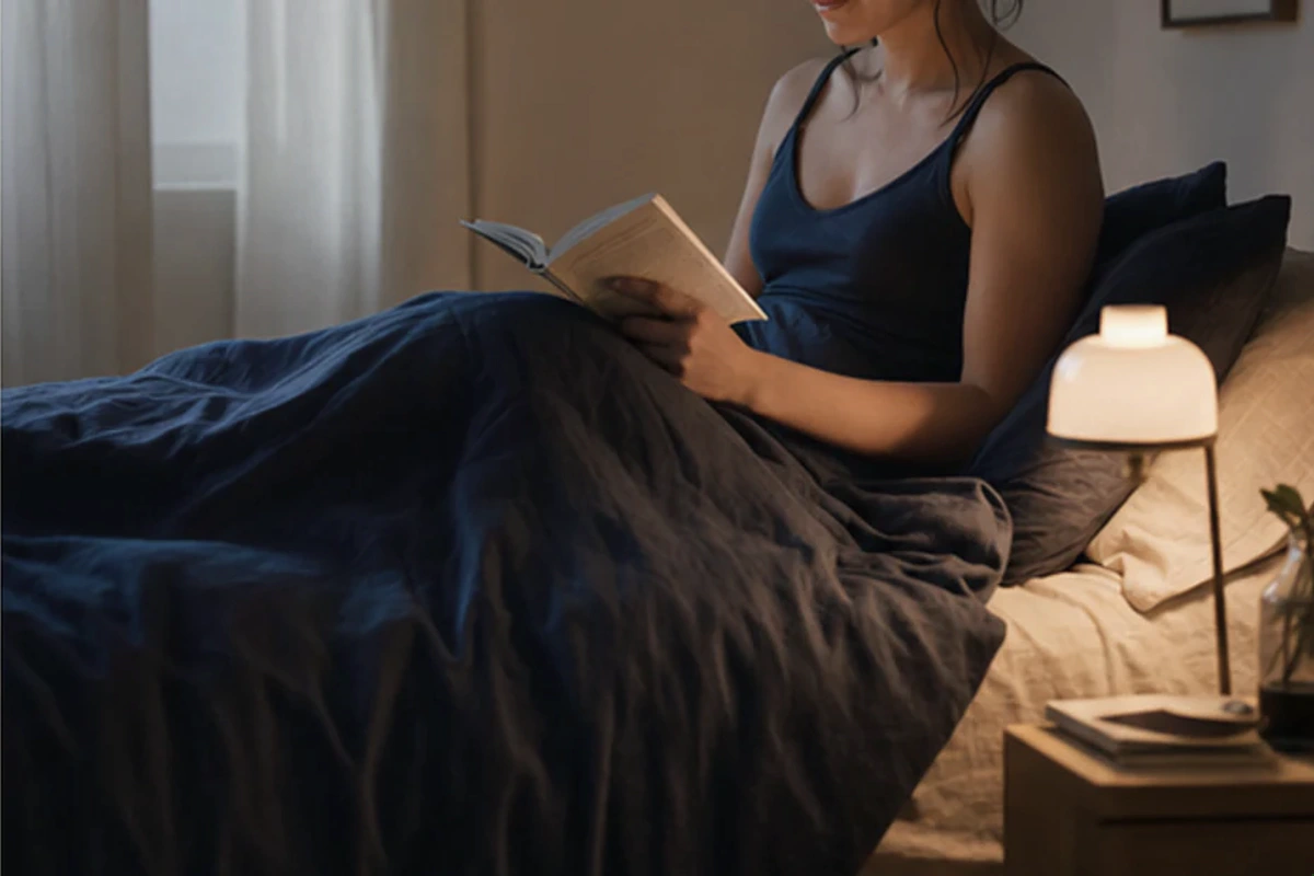 Auswahlsituation zu Memory-Foam-Schlafmaske Vergleich: Lichtdichtheit und Druckfreiheit im Blick