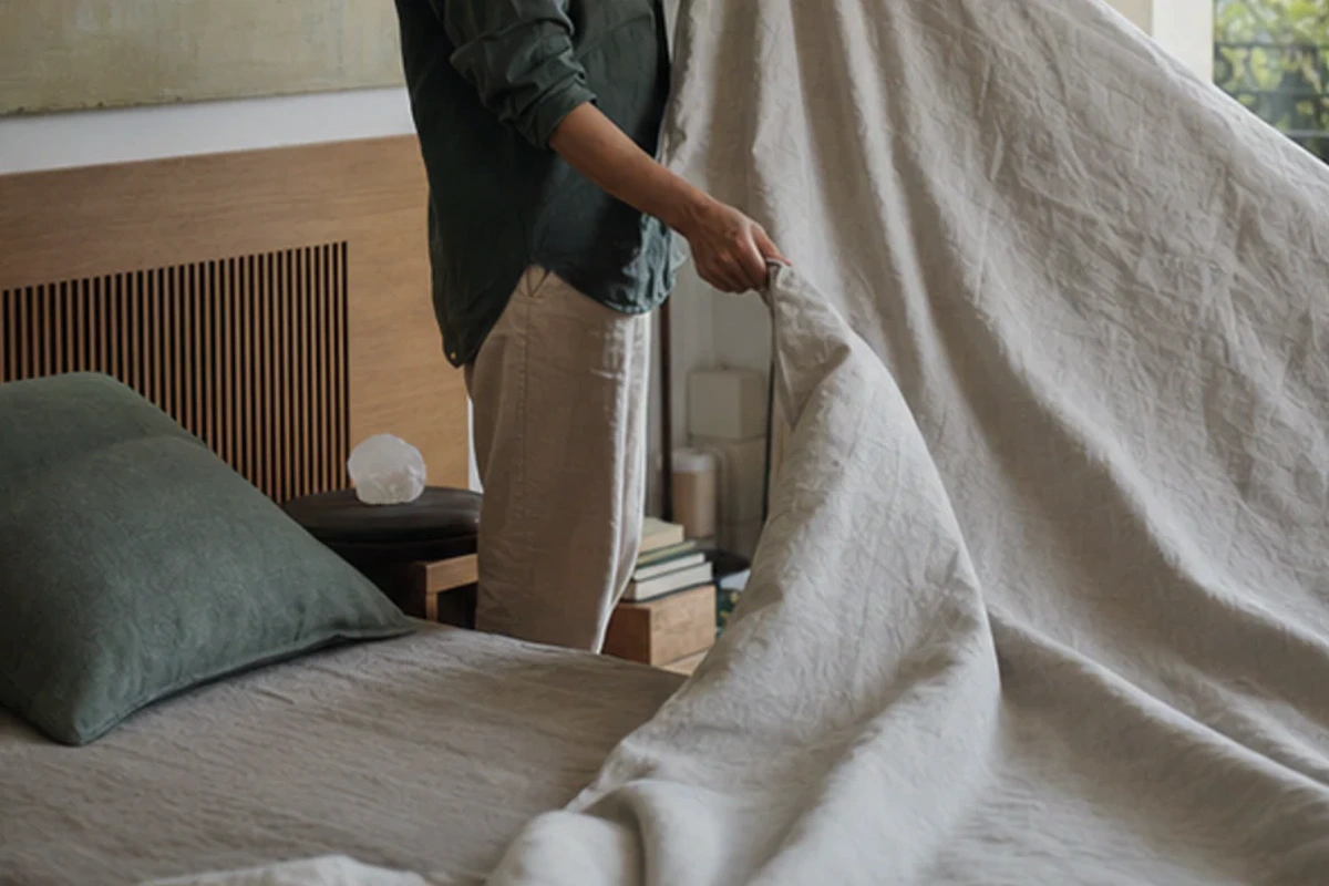 Ruhiger Alltagsmoment zum Ratgeber Metallbett für Allergiker nach einer bewussten Entscheidung rund um Allergie
