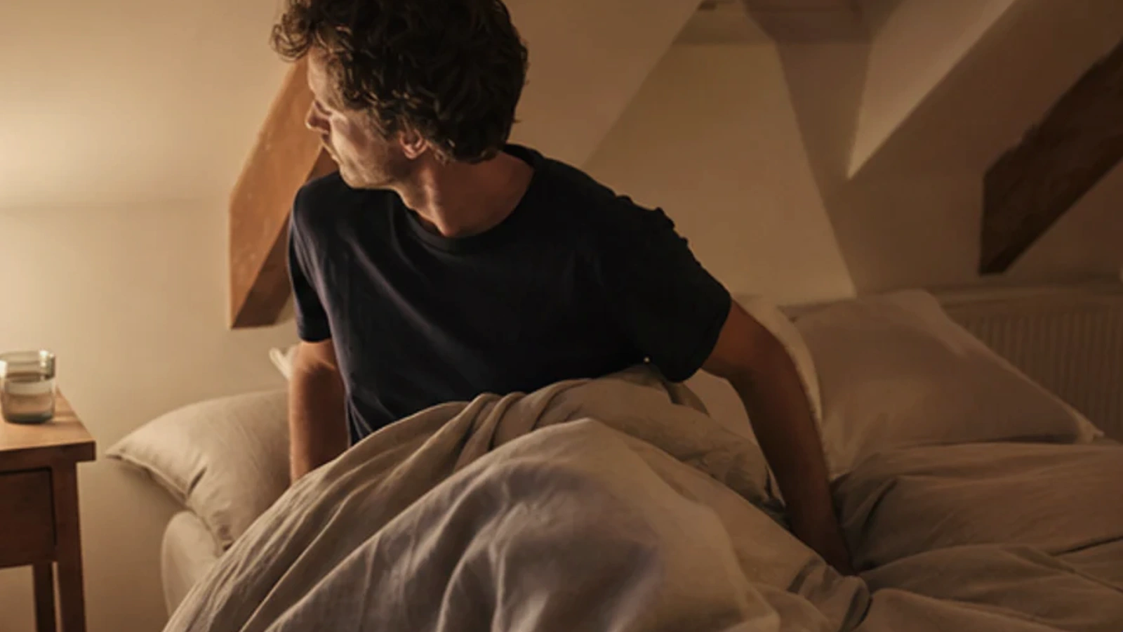Ruhige Schlafszene zum Ratgeber Schlafzimmer Temperatur Übungen