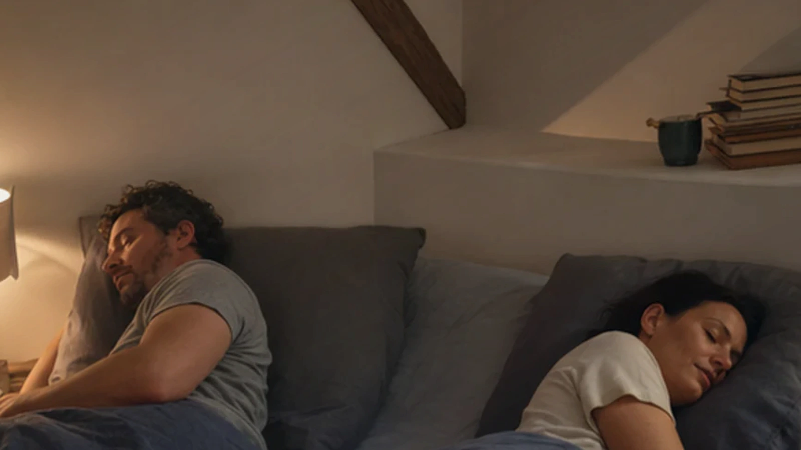 Authentischer Schlafmoment als hochwertiger Einstieg zu Betten & Schlafzimmer